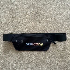 Saucony running belt bag